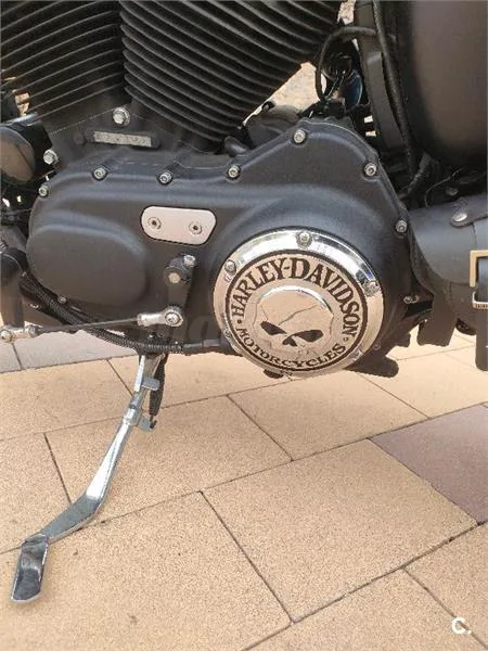 Harley-Davidson Sportster 883 - Vista 5
