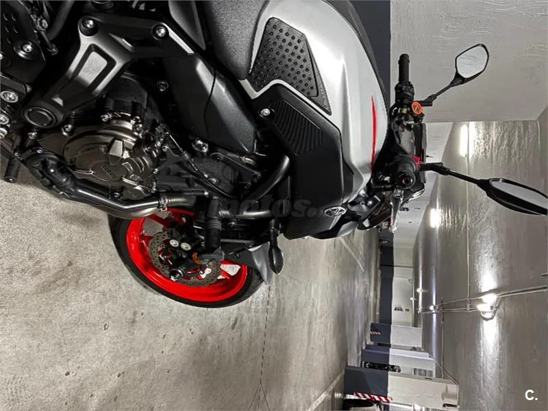 Yamaha MT-07 – Vista 3