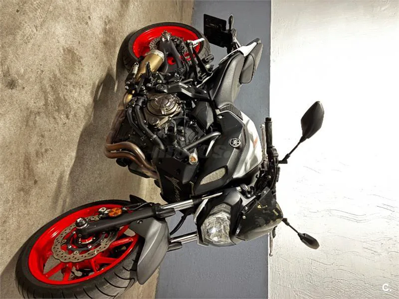 Yamaha MT-07 – Vista 5