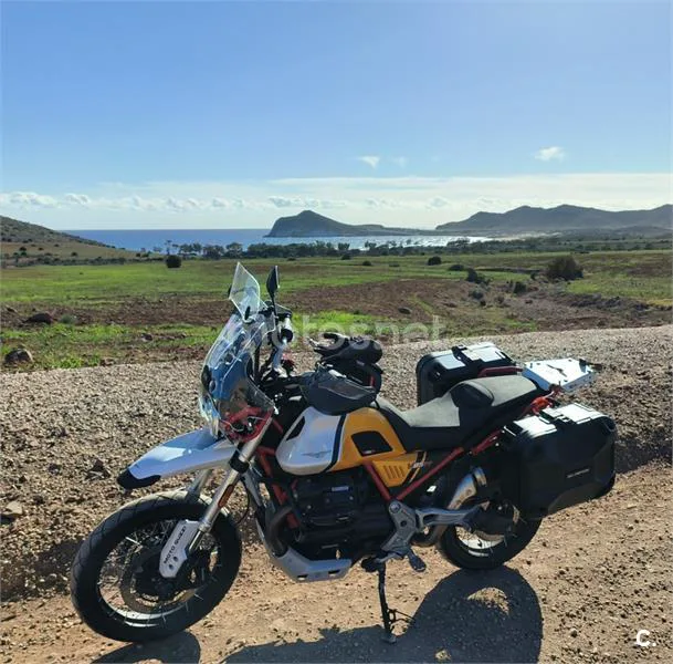 Moto Guzzi V 85 TT – Vista 3
