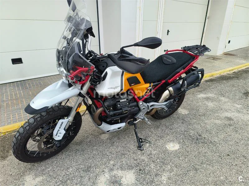 Moto Guzzi V85 TT – Vista 10
