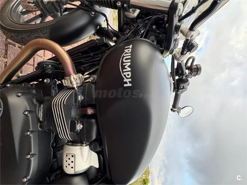 Triumph Street Twin – Vista 2