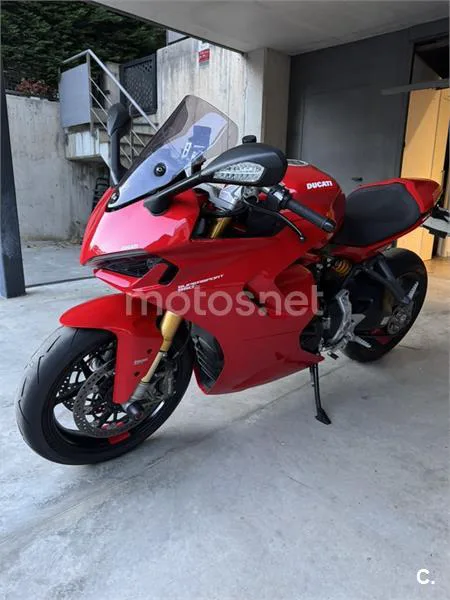 Ducati SuperSport – Vista 2