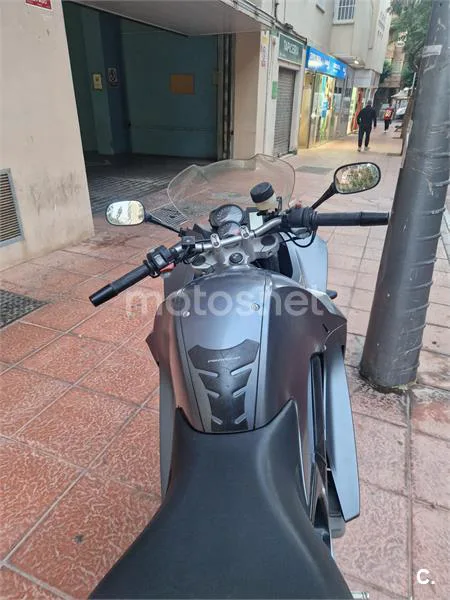 BMW F 800 ST – Vista 2