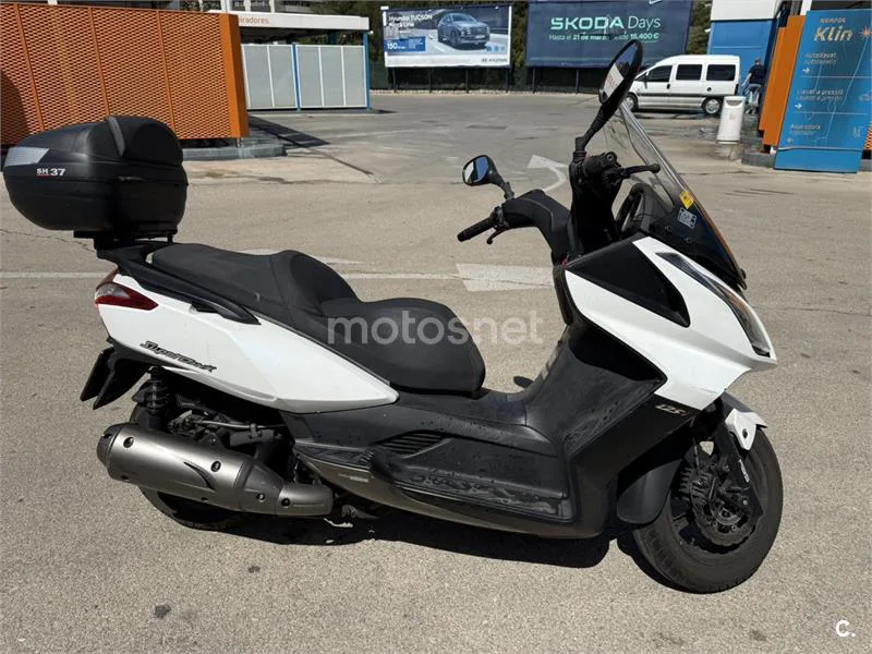 Kymco Super Dink 125i – Vista 2