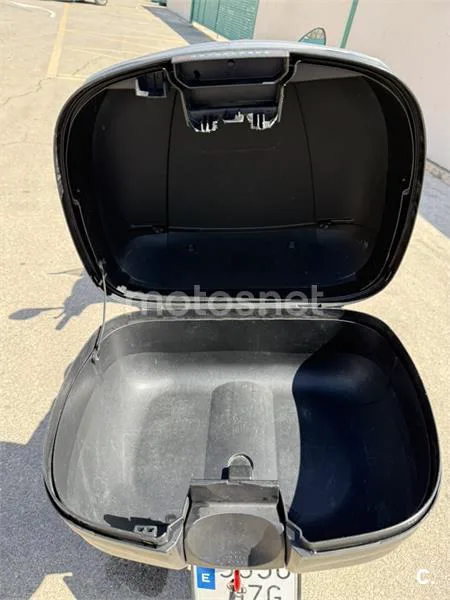 Kymco Super Dink 125i – Vista 7