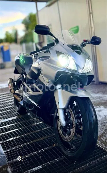 Honda CBR 600F – Vista 2