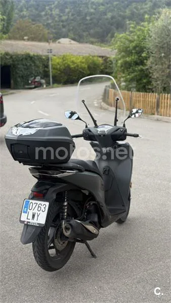 Honda SH125i – Vista 4
