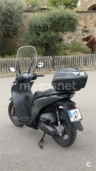 Honda SH125i – Vista 5