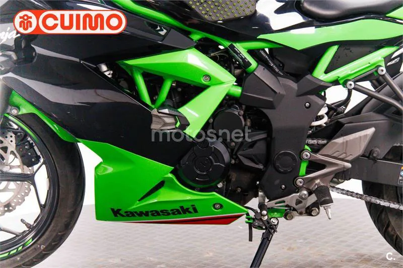 Kawasaki Ninja 125 – Vista 19