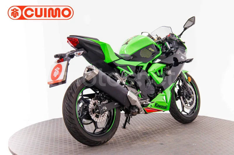 Kawasaki Ninja 125 – Vista 4