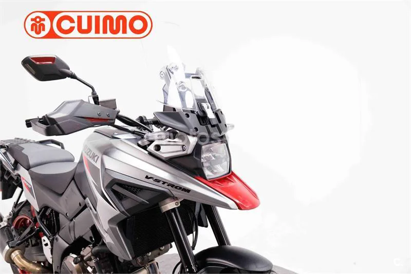 Suzuki V-Strom 1050 – Vista 11