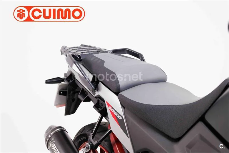 Suzuki V-Strom 1050 – Vista 12