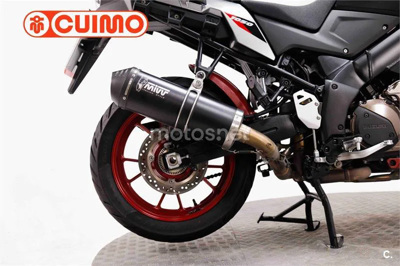 Suzuki V-Strom 1050 – Vista 14