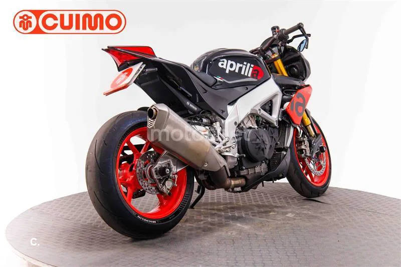 Aprilia Tuono V4 1100 Factory – Vista 4