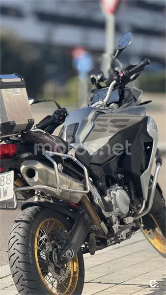 BMW F 850 – Vista 3
