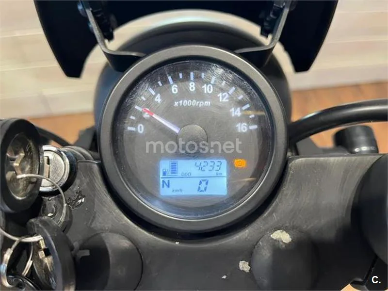 Brixton Sunray 125 – Vista 13