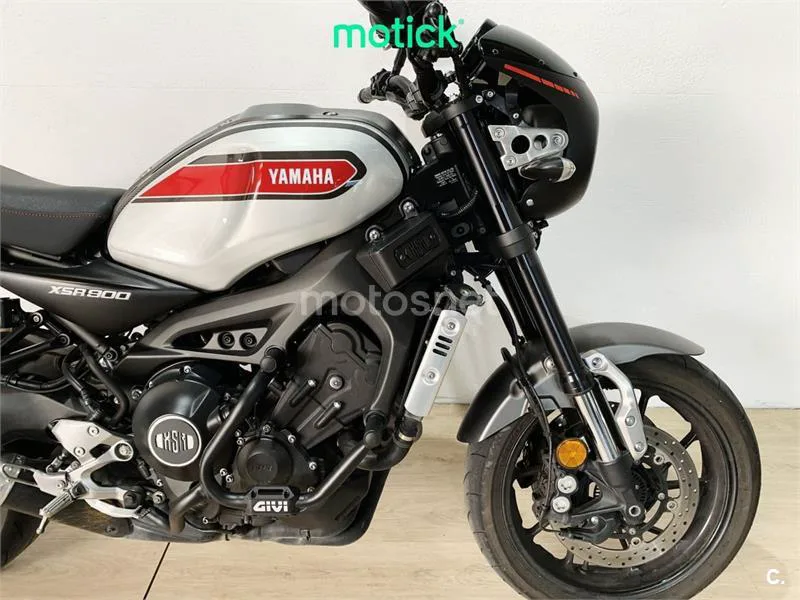 Yamaha XSR 900 – Vista 3