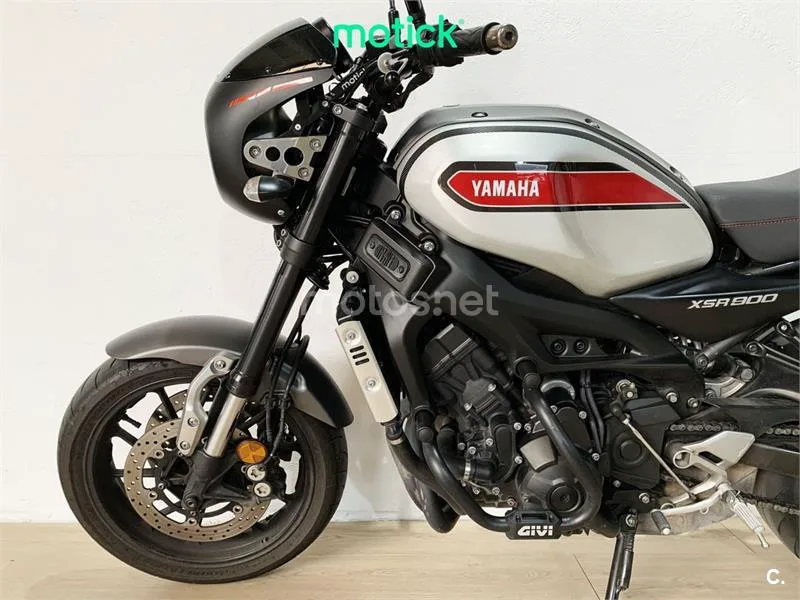 Yamaha XSR 900 – Vista 6