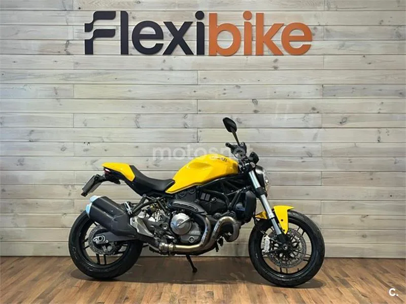 Ducati Monster 821 – Vista 3