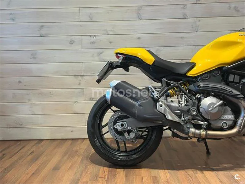Ducati Monster 821 – Vista 7