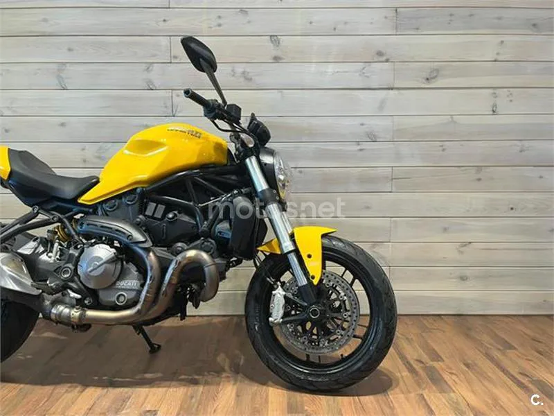 Ducati Monster 821 – Vista 8