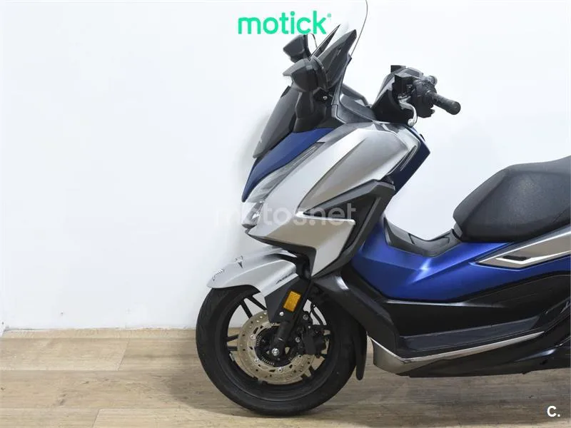Honda Forza 125 – Vista 8