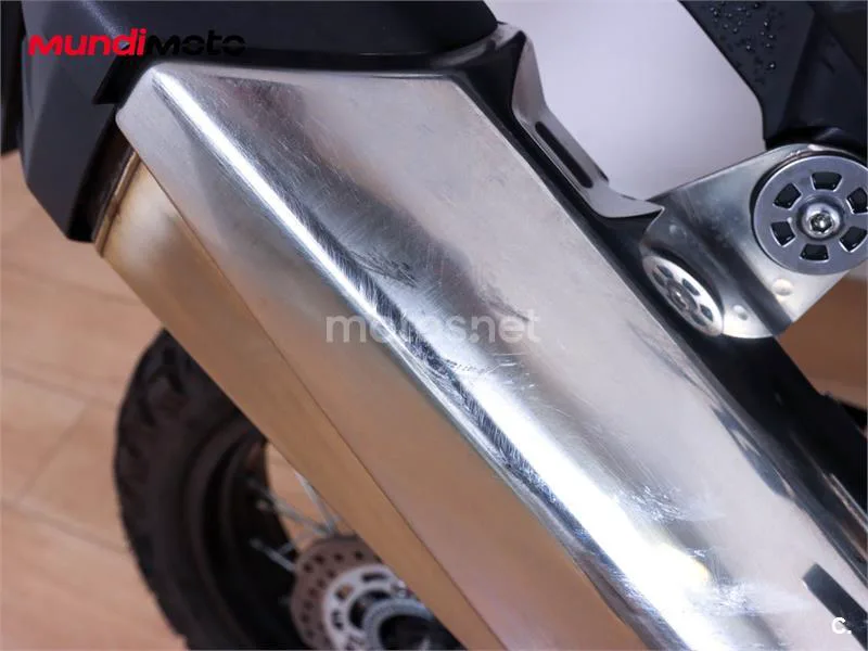 Honda CRF 1000L Africa Twin – Vista 15