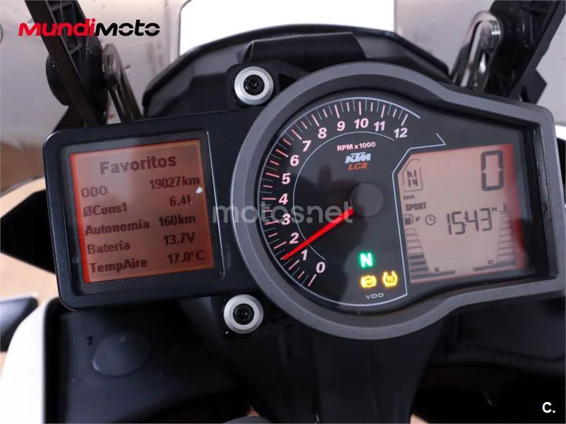 KTM 1090 Adventure – Vista 12