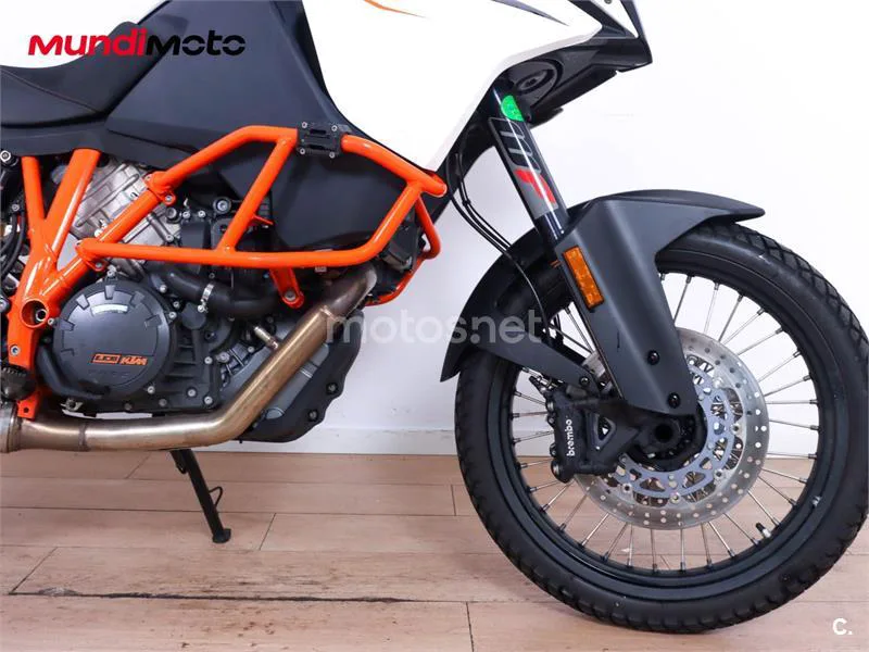 KTM 1090 Adventure – Vista 22