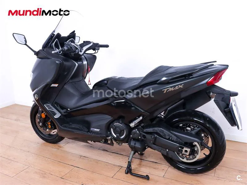 Yamaha TMAX 530 – Vista 8