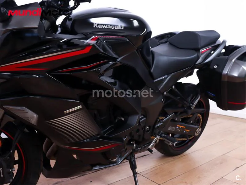 Kawasaki Ninja 1000 SX – Vista 10