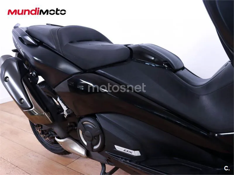 Yamaha TMAX 530 – Vista 17