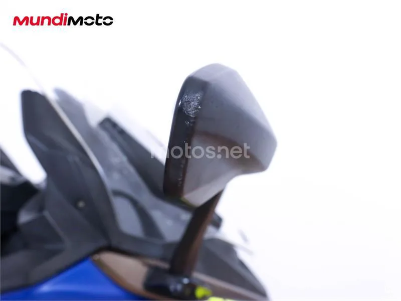 Kymco AK 550 – Vista 13