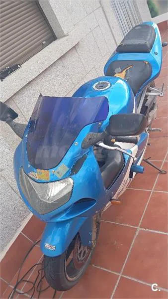 Suzuki GSX R600 – Vista 2