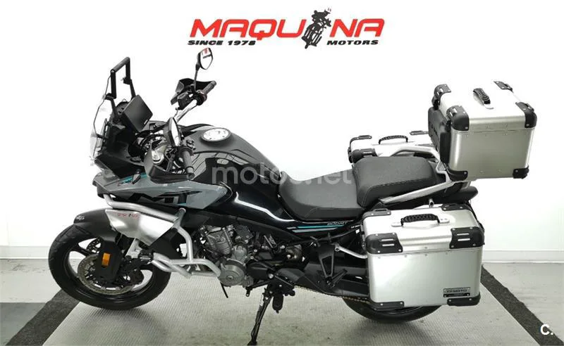 CFMOTO 800MT – Vista 16