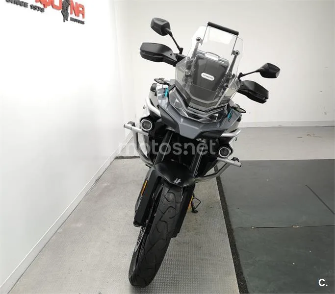 CFMOTO 800MT – Vista 18