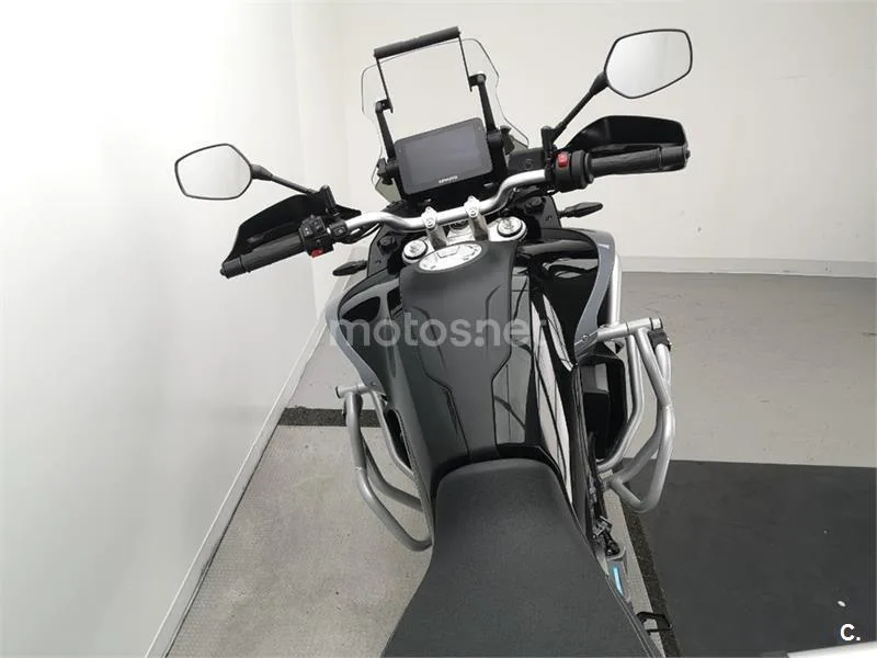 CFMOTO 800MT – Vista 7
