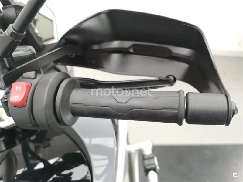 CFMOTO 800MT – Vista 8