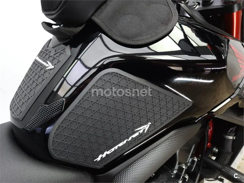 Honda CB 750 Hornet – Vista 16