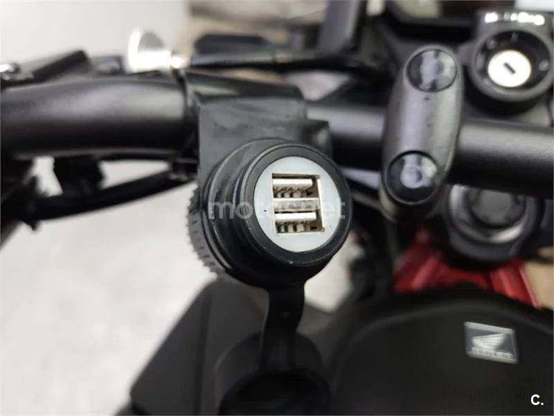Honda CB 750 Hornet – Vista 22