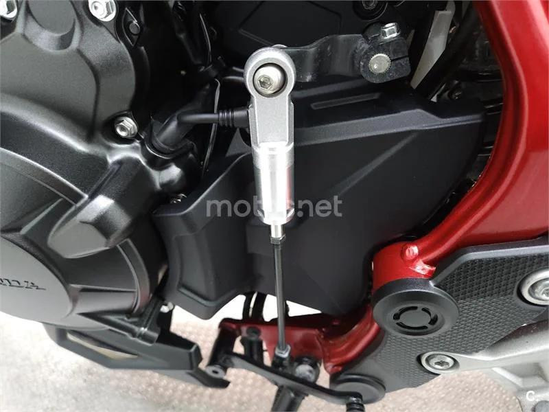 Honda CB 750 Hornet – Vista 23