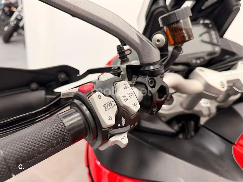 Ducati Multistrada V2 – Vista 13