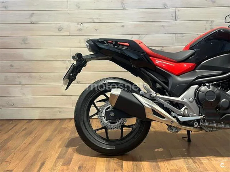 Honda NC 750 S – Vista 7