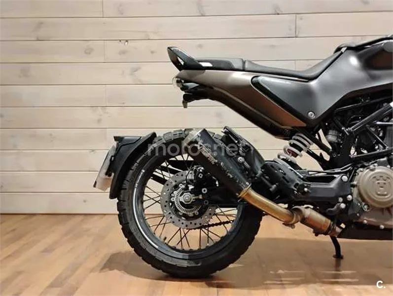 Husqvarna Svartpilen 401 – Vista 7