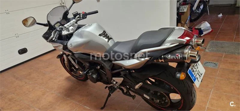 Yamaha FZ6 Fazer S2 – Vista 3