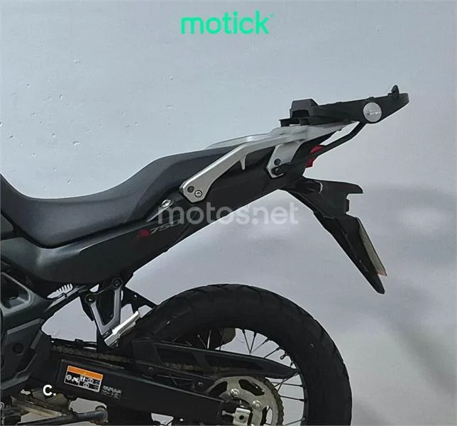 Honda XL 750 Transalp – Vista 7