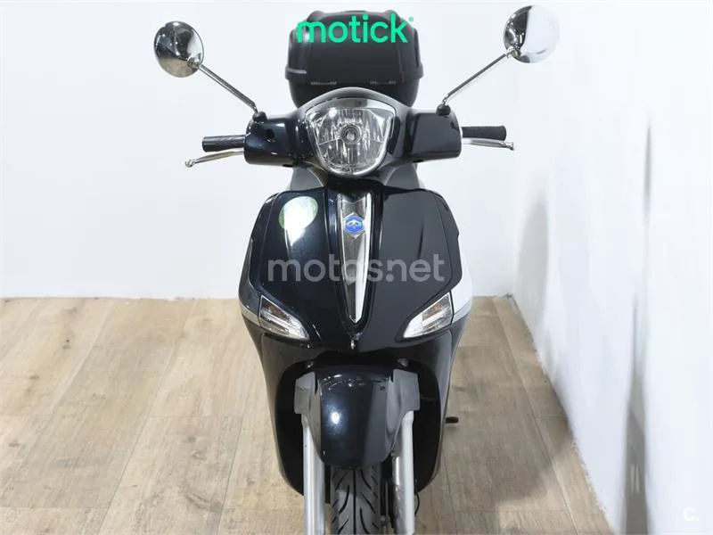 Piaggio Liberty – Vista 11