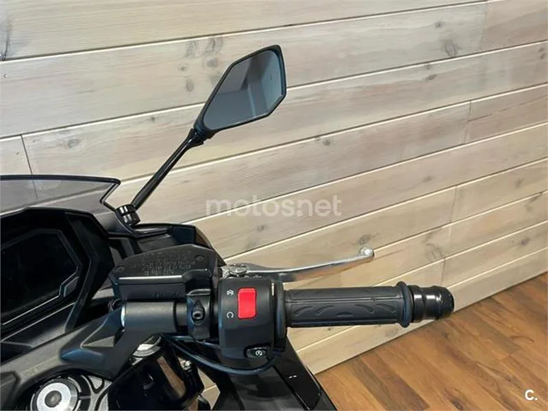 Kawasaki Ninja 650 – Vista 15