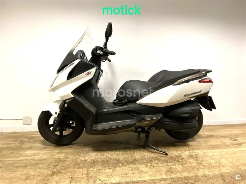 Kymco Super Dink 125 – Vista 5